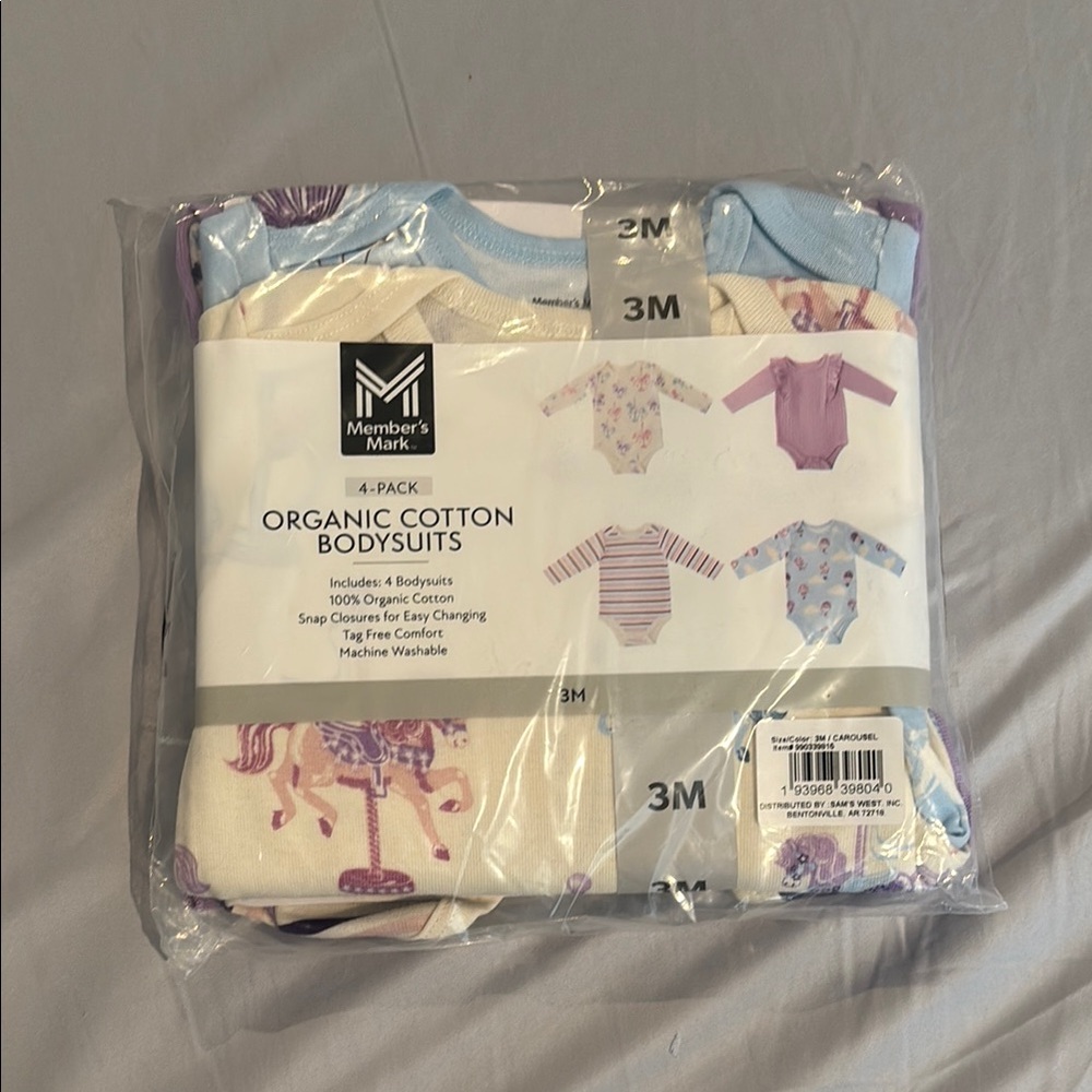 NEW! Member's Mark baby girl Organic Cotton long sleeve Bodysuits 4-Pack 3mo
